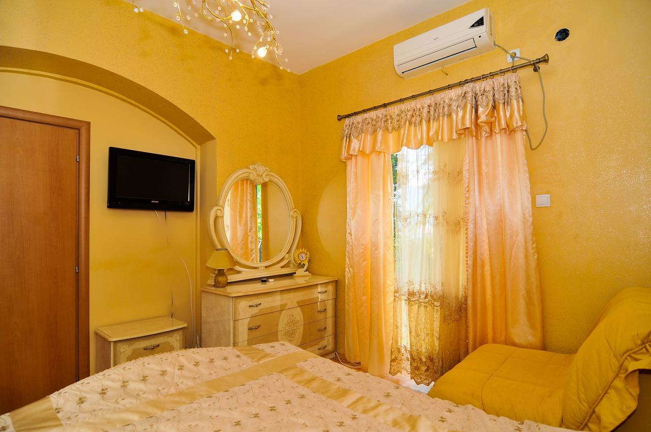 Apartment Villa Marija Тиват Экстерьер фото